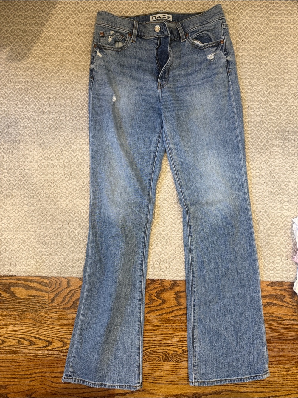 DAZE Straight Leg High Rise Stretchy Jeans Size 28